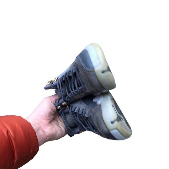 RARE 2017 Air Jordan 12 Retro Dark Grey Size 5.5 - Picture 8 of 13